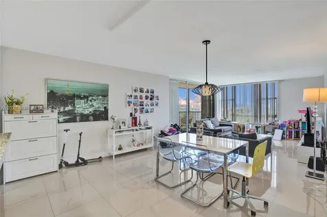 20335 W Country Club Drive Aventura FL 33180