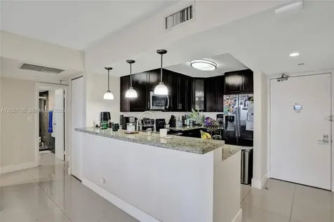 20335 W Country Club Drive Aventura FL 33180