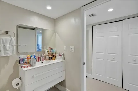 20335 W Country Club Drive Aventura FL 33180