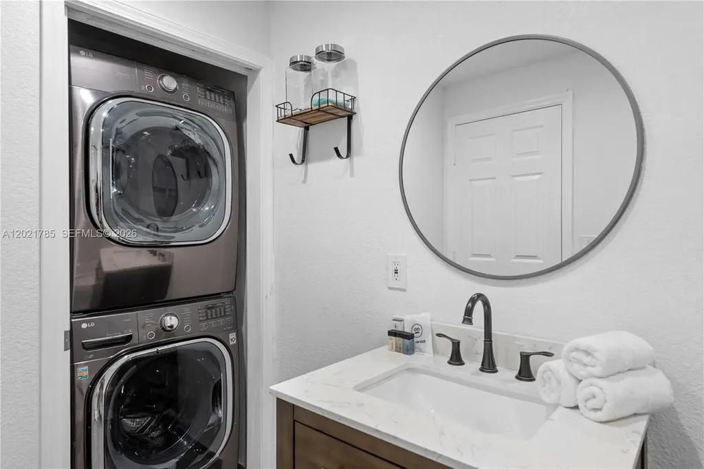 1617 SW 17th Avenue Fort Lauderdale FL 33312