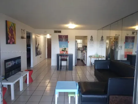 650 NE 149th Street Miami FL 33161
