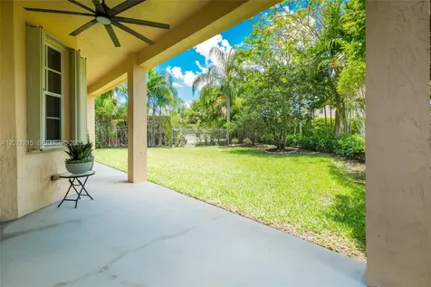 863 Vanda Terrace Weston FL 33327