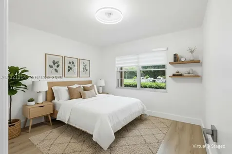 300 SW 130th Terrace Pembroke Pines FL 33027