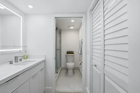 300 SW 130th Terrace Pembroke Pines FL 33027