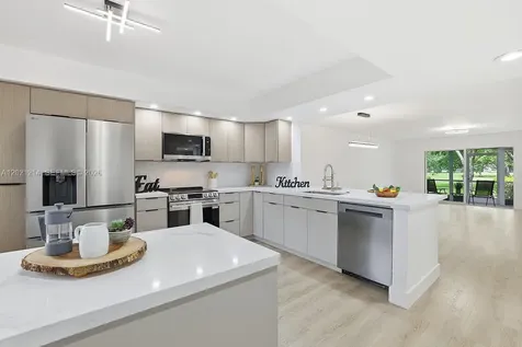 300 SW 130th Terrace Pembroke Pines FL 33027