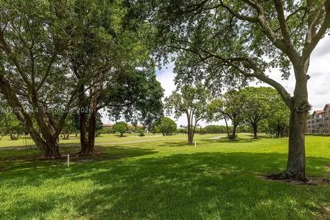 300 SW 130th Terrace Pembroke Pines FL 33027
