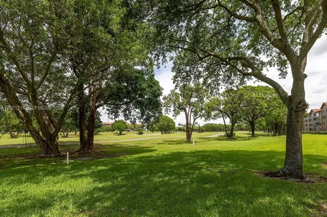 300 SW 130th Terrace Pembroke Pines FL 33027