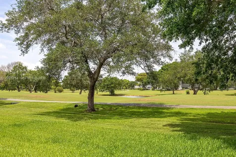 300 SW 130th Terrace Pembroke Pines FL 33027