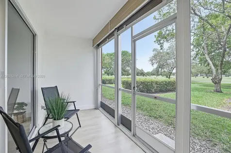 300 SW 130th Terrace Pembroke Pines FL 33027