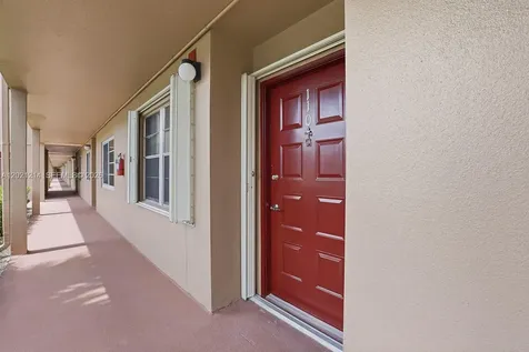 300 SW 130th Terrace Pembroke Pines FL 33027