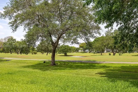 300 SW 130th Terrace Pembroke Pines FL 33027