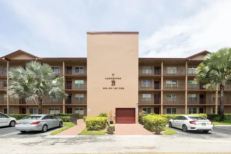 300 SW 130th Terrace Pembroke Pines FL 33027