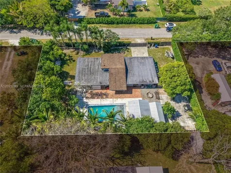 19755 SW 241st Terrace Homestead FL 33031