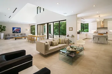 4760 SW 76th Terrace Miami FL 33143