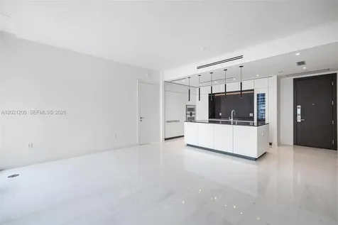 300 Biscayne Boulevard Way Miami FL 33131