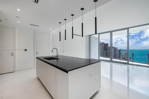 300 Biscayne Boulevard Way Miami FL 33131