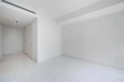 300 Biscayne Boulevard Way Miami FL 33131