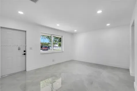821 SW 7th Avenue Hallandale Beach FL 33009