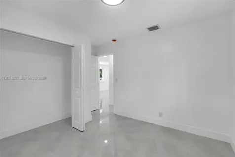 821 SW 7th Avenue Hallandale Beach FL 33009