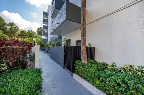 2715 Tigertail Avenue Miami FL 33133
