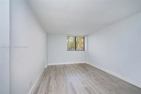 2715 Tigertail Avenue Miami FL 33133