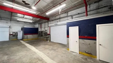 2727 NW 34th Street Miami FL 33142