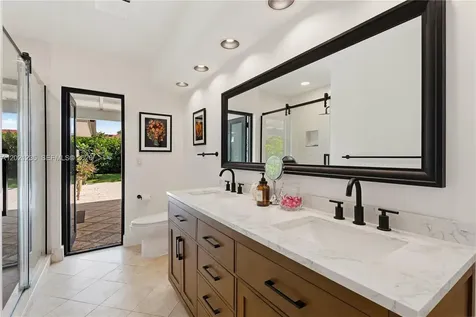 7844 SW 179th Terrace Palmetto Bay FL 33157