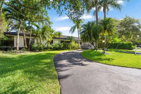 7844 SW 179th Terrace Palmetto Bay FL 33157