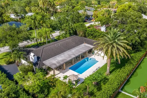 7844 SW 179th Terrace Palmetto Bay FL 33157