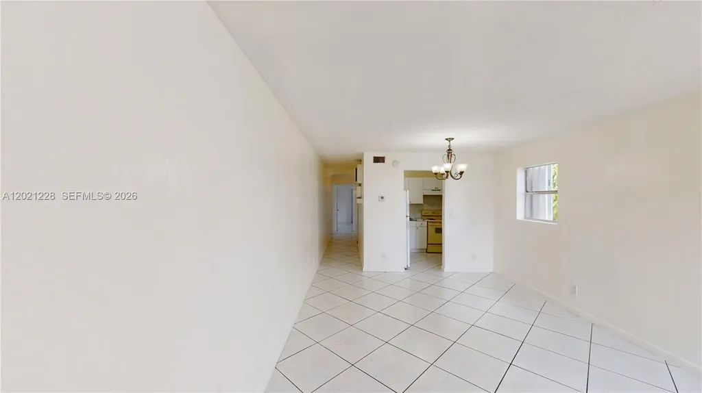 6842 SW 15th Street Miami FL 33144