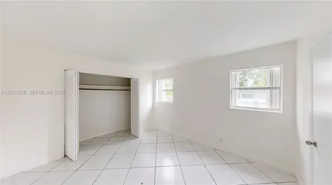 6842 SW 15th Street Miami FL 33144