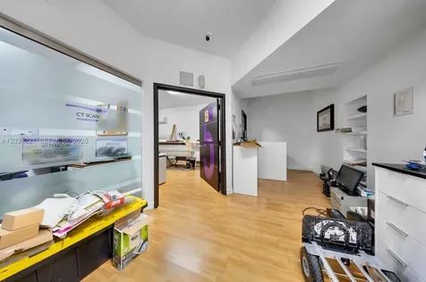49W 49th Street Miami Beach FL 33012