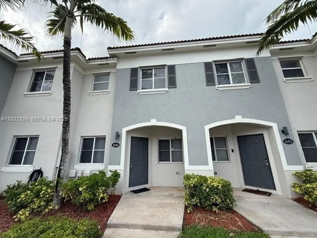 1681 SE 31st Court Homestead FL 33035