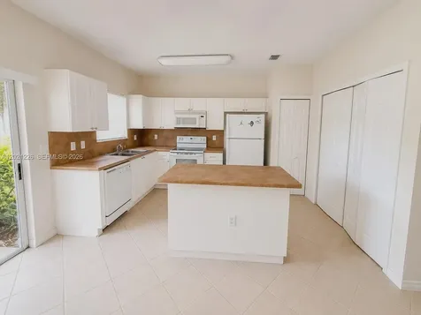 1681 SE 31st Court Homestead FL 33035