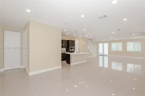 6681 NW 104th Avenue Doral FL 33178