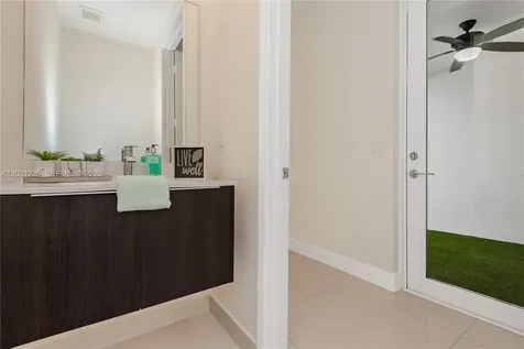 6681 NW 104th Avenue Doral FL 33178