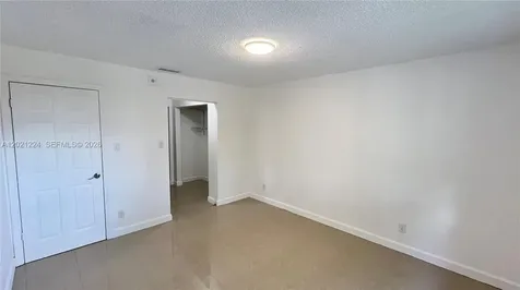 15821 SW 104th Terrace Miami FL 33196