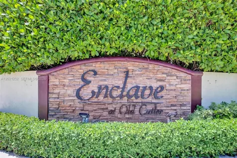 10333 SW 232nd Street Cutler Bay FL 33190