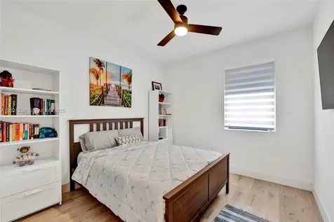 10333 SW 232nd Street Cutler Bay FL 33190