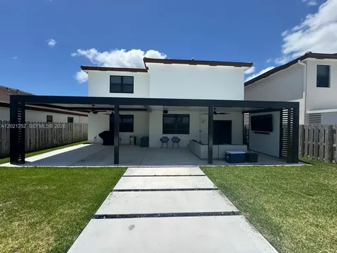 10333 SW 232nd Street Cutler Bay FL 33190