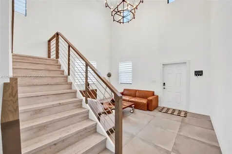 10333 SW 232nd Street Cutler Bay FL 33190