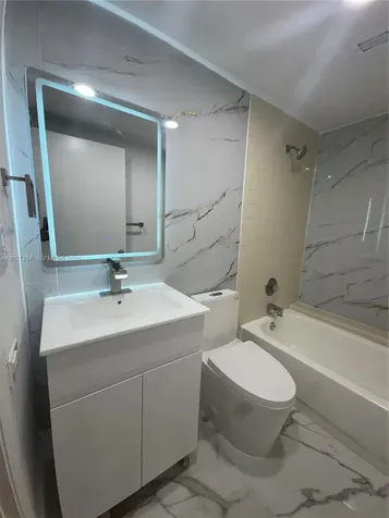 8290 Lake Drive Doral FL 33166