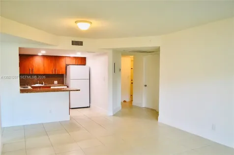 8290 Lake Drive Doral FL 33166