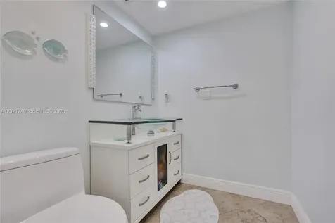 3180 S Ocean Drive Hallandale Beach FL 33009