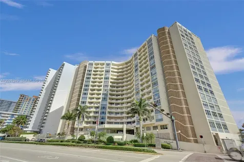 3180 S Ocean Drive Hallandale Beach FL 33009