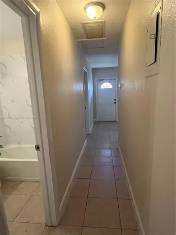 109 NW 14th Way Dania Beach FL 33004