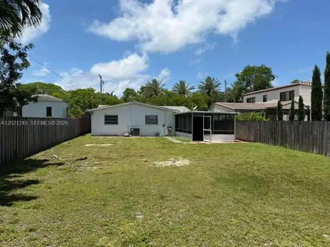 5127 Alton Road Miami Beach FL 33140