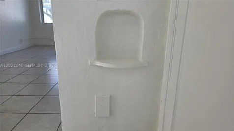 7629 Dickens Avenue Miami Beach FL 33141