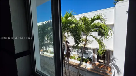 7629 Dickens Avenue Miami Beach FL 33141