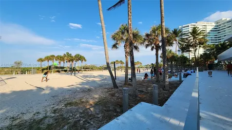 7629 Dickens Avenue Miami Beach FL 33141